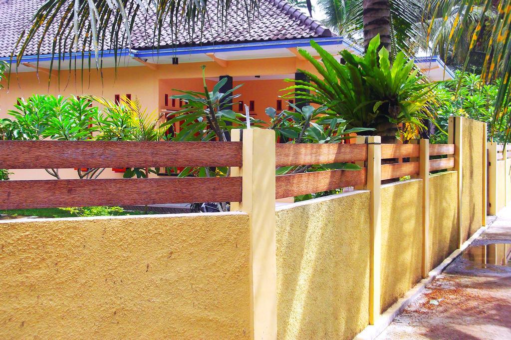 Ragha Homestay Batukaras Экстерьер фото